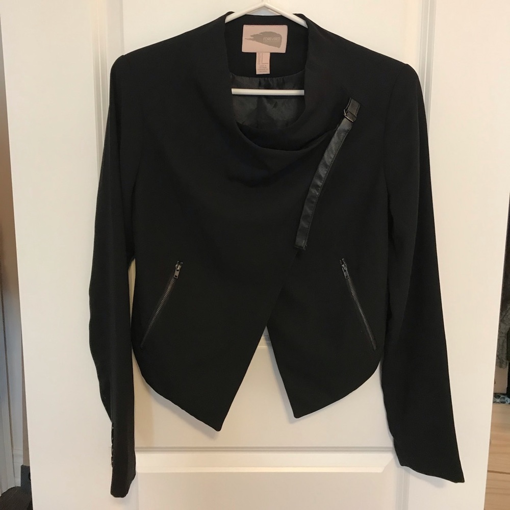 Asymmetric front blazer
